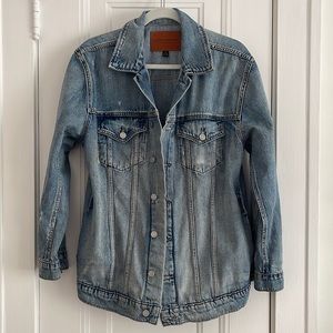 LUCKY BRAND oversized denim jacket in size medium